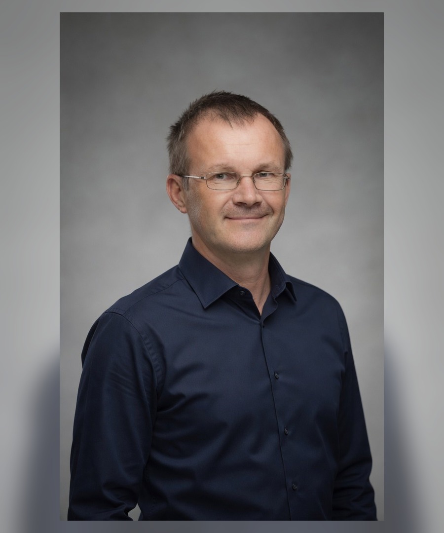 Dr Peter Frantar